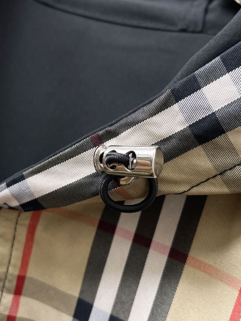 Burberry Outwear